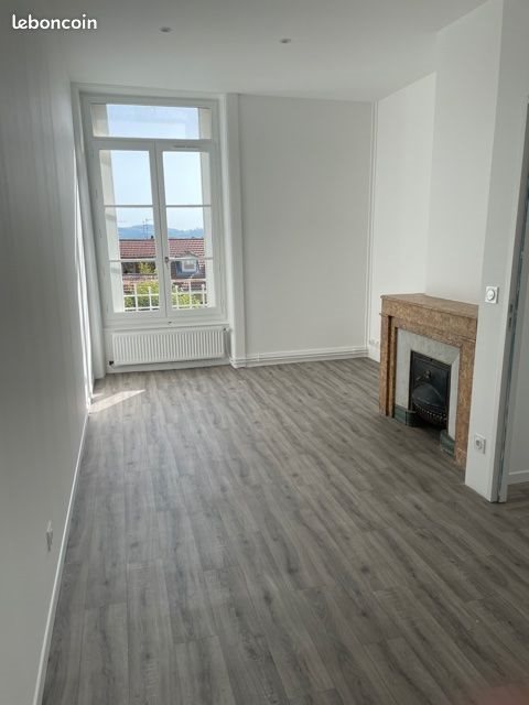 Appartement à louer, 45m², Saint-Etienne