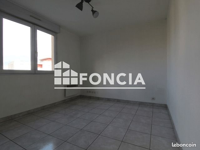 Appartement à louer, 17m², Grenoble
