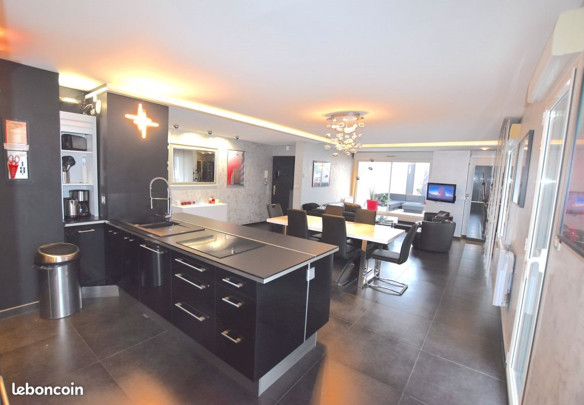 Appartement à vendre, 97m², Lille