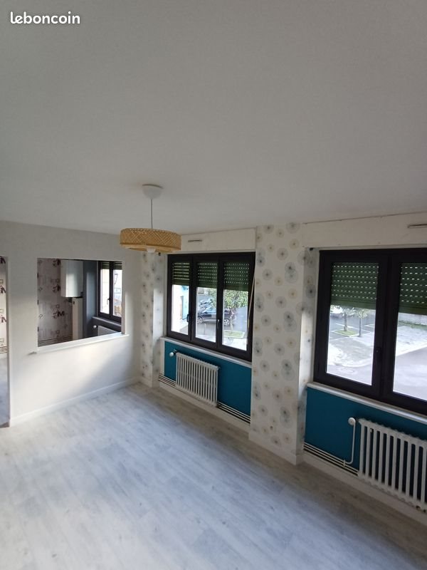 Appartement à louer, 57m², Combourg