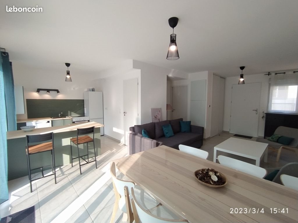 Maison à louer, 83m², Vougy