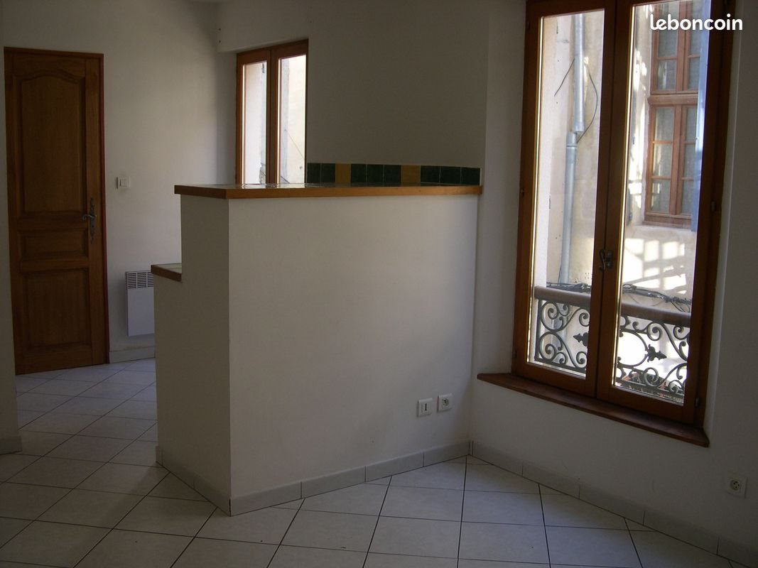 Appartement à louer, 38m², Nîmes
