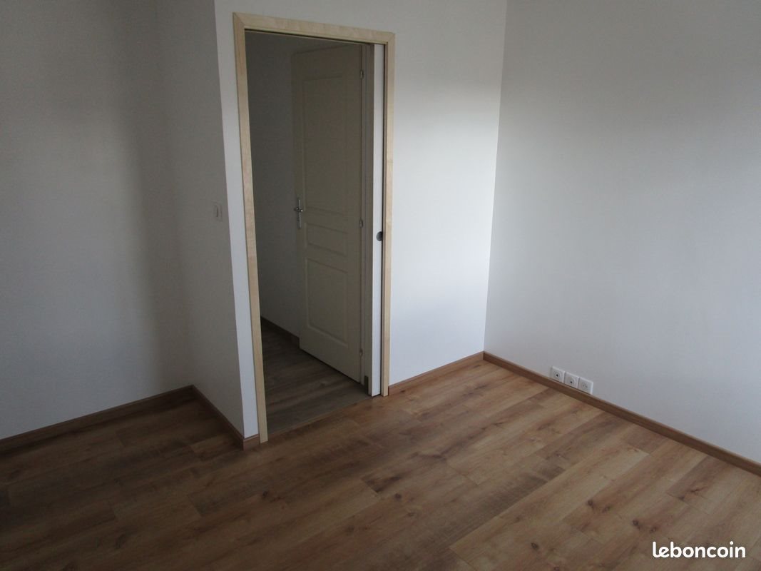 Appartement à louer, 65m², Arc-sous-Cicon