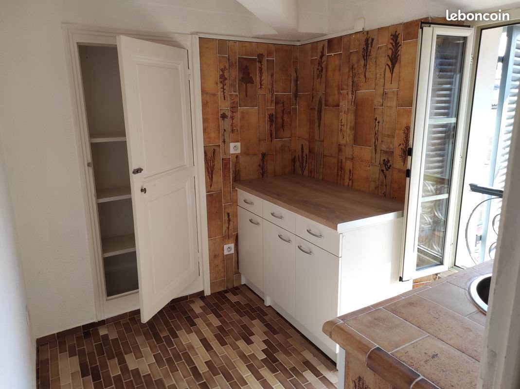 Appartement à louer, 32m², Vallauris