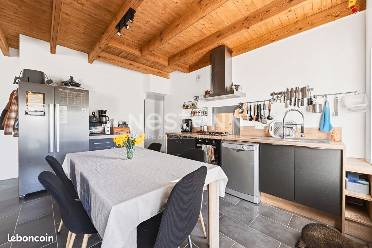 Maison à vendre, 136m², Ploumagoar