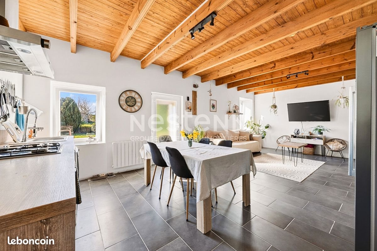 Maison à vendre, 136m², Ploumagoar