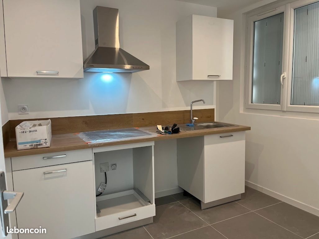 Appartement à louer, 80m², Nîmes