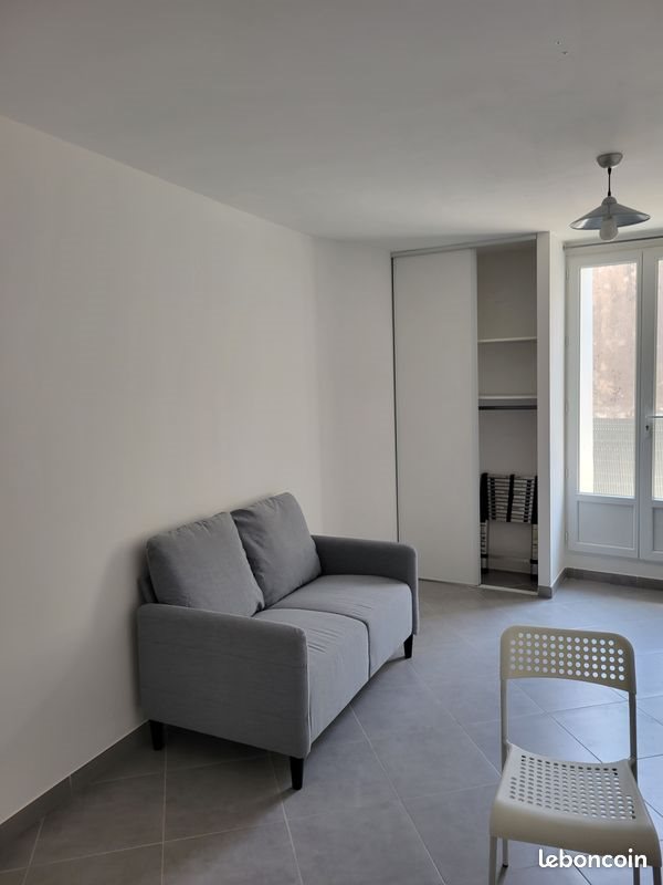 Appartement à louer, 30m², Gigean