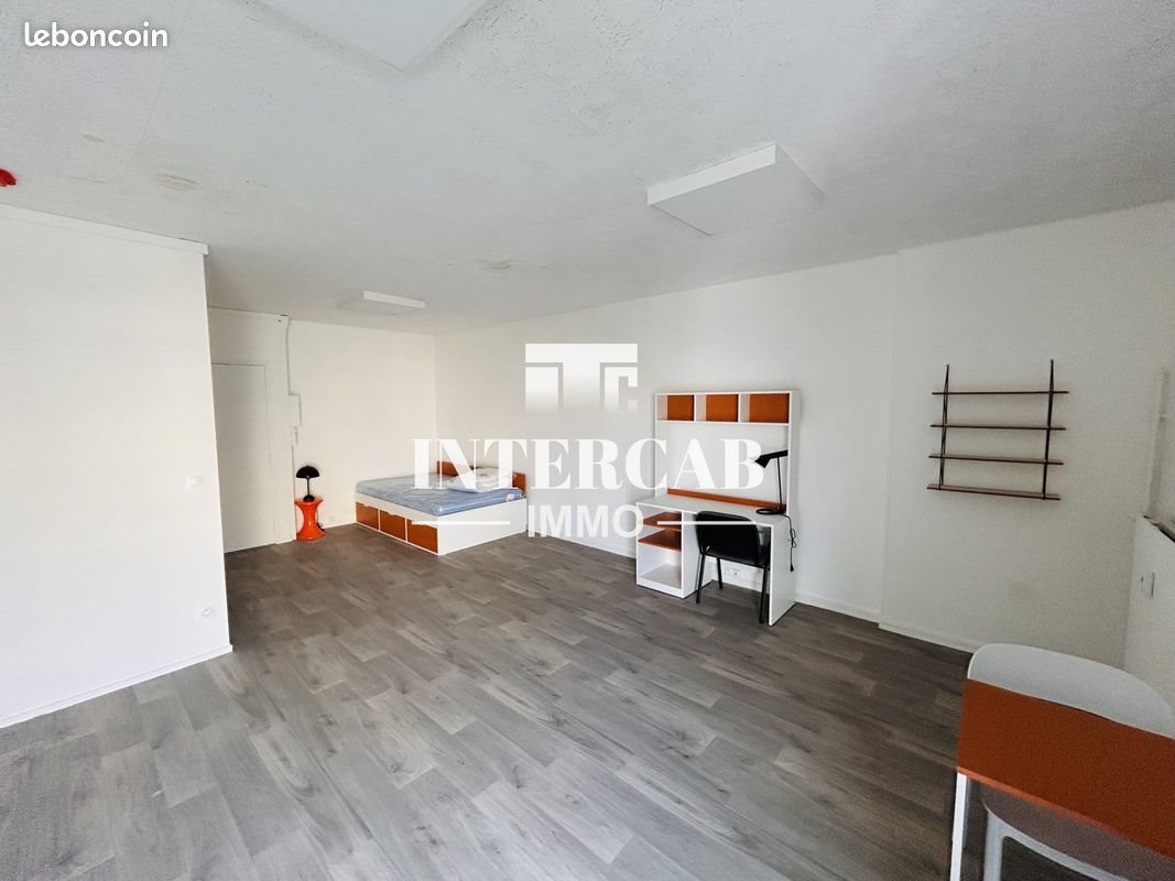 Appartement à louer, 33m², Reims