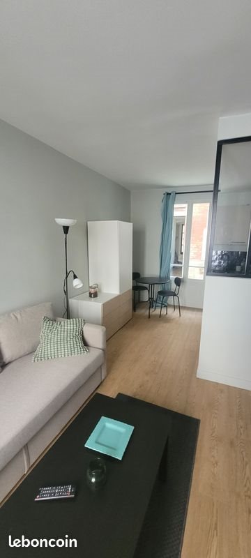 Appartement à louer, 22m², Paris 18ème