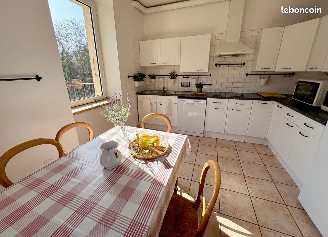 Appartement à louer, 104m², Faucigny