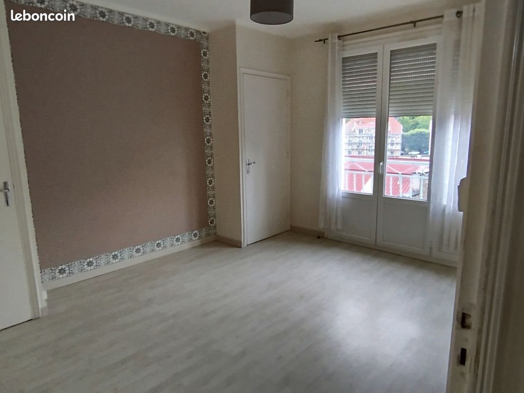 Appartement à louer, 29m², Saint-Etienne