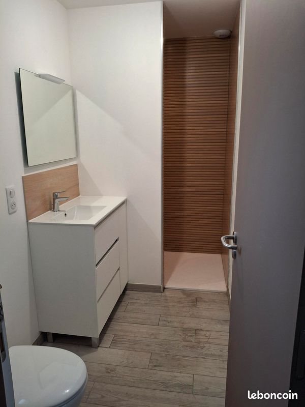 Maison à louer, 36m², Bretenoux