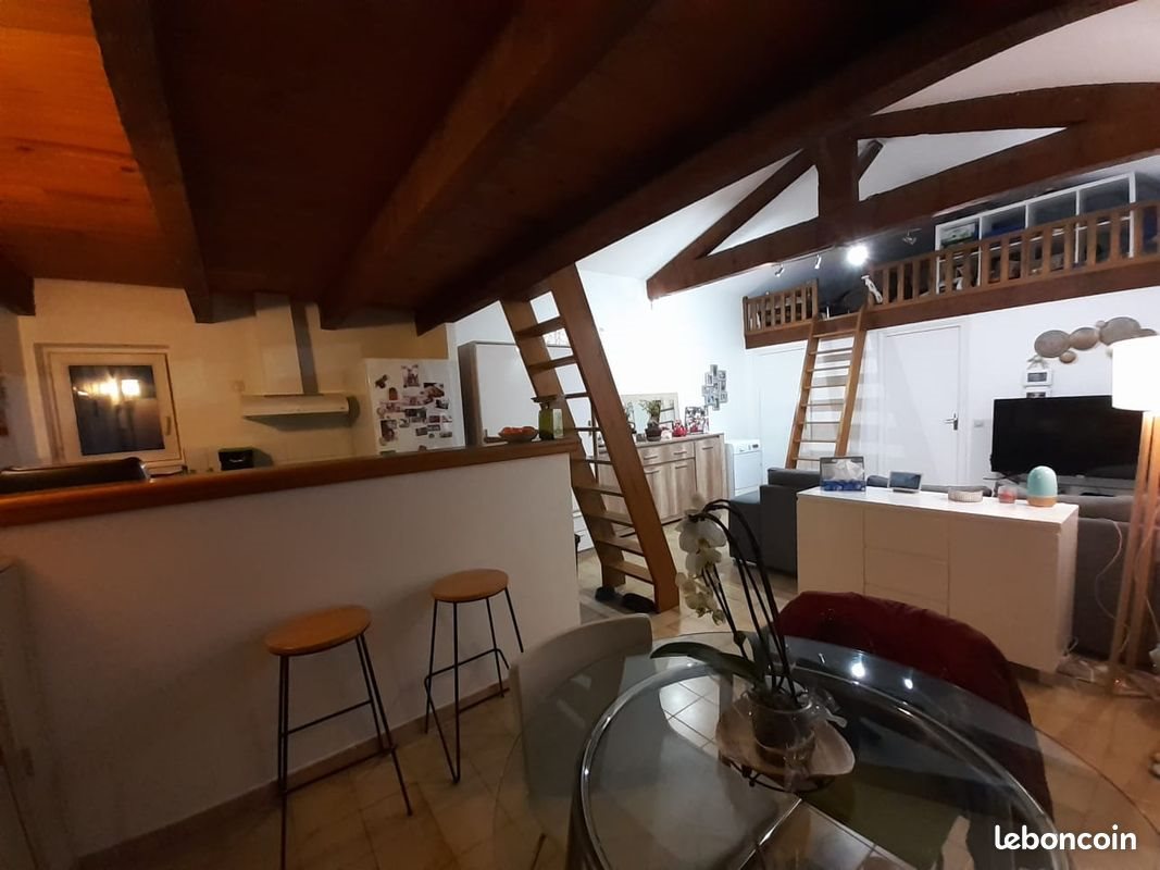 Appartement à louer, 45m², Le Rove