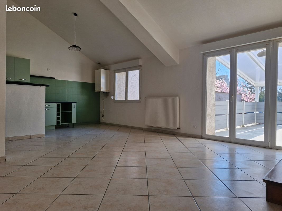 Appartement à louer, 115m², Neuves-Maisons