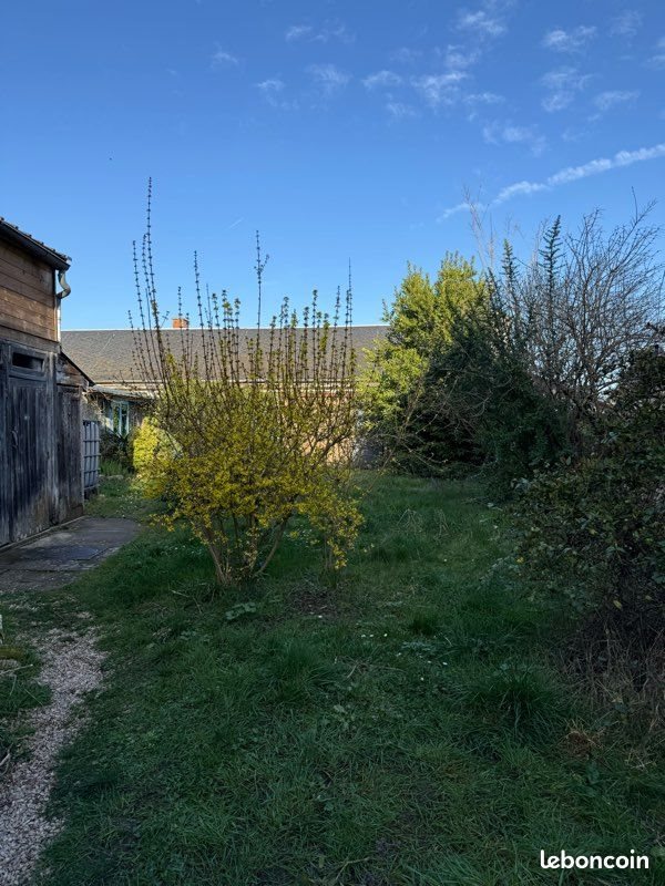 Appartement à louer, 28m², Saint-Ay