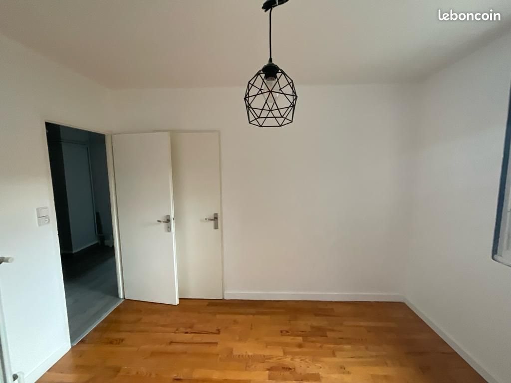 Appartement à louer, 53m², Saint-Vit
