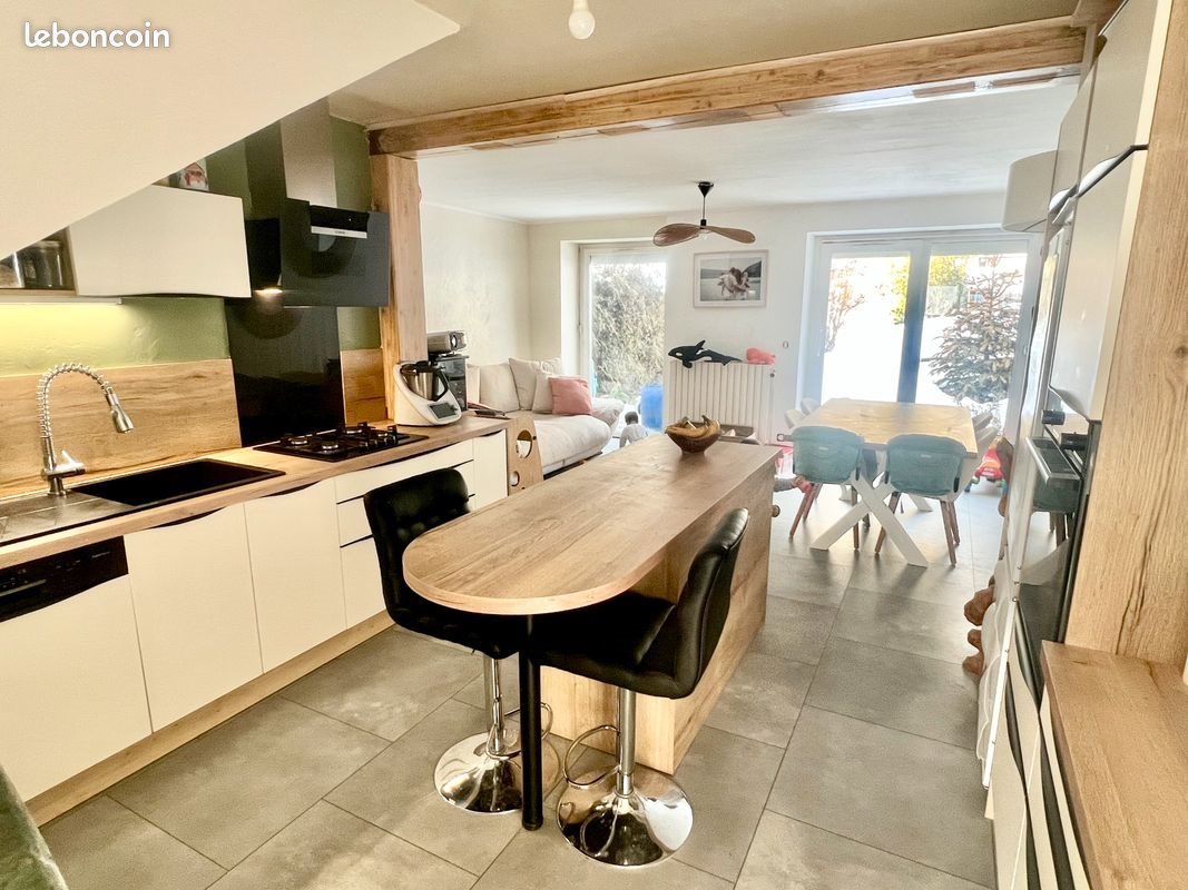 Maison à louer, 83m², Morbier