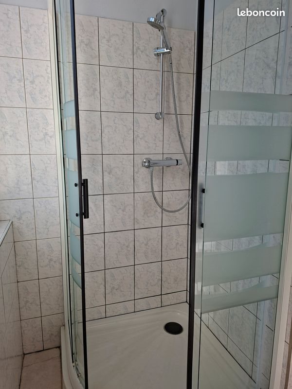 Appartement à louer, 48m², Merlines