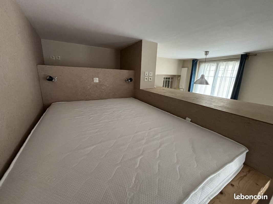 Appartement à louer, 26m², Reims