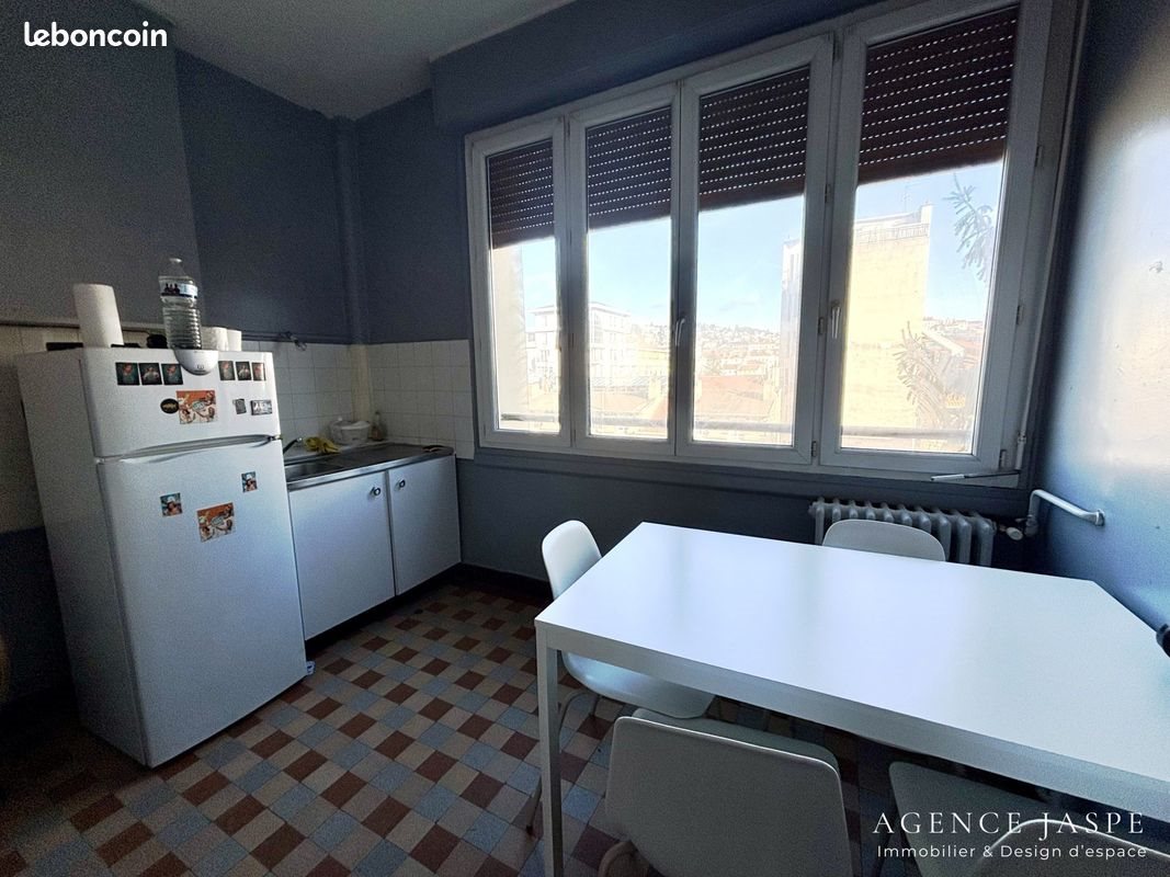 Appartement à louer, 57m², Saint-Etienne