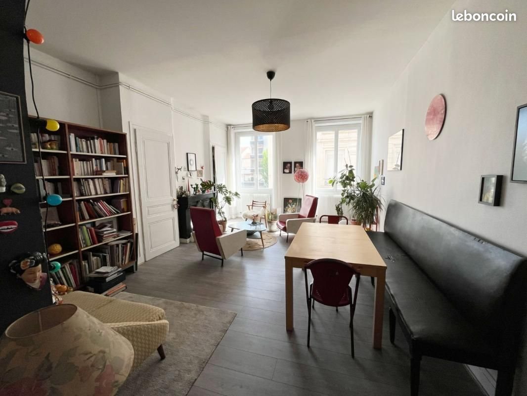 Appartement à louer, 79m², Saint-Etienne