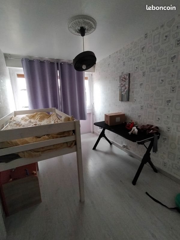 Appartement à louer, 87m², Sedan