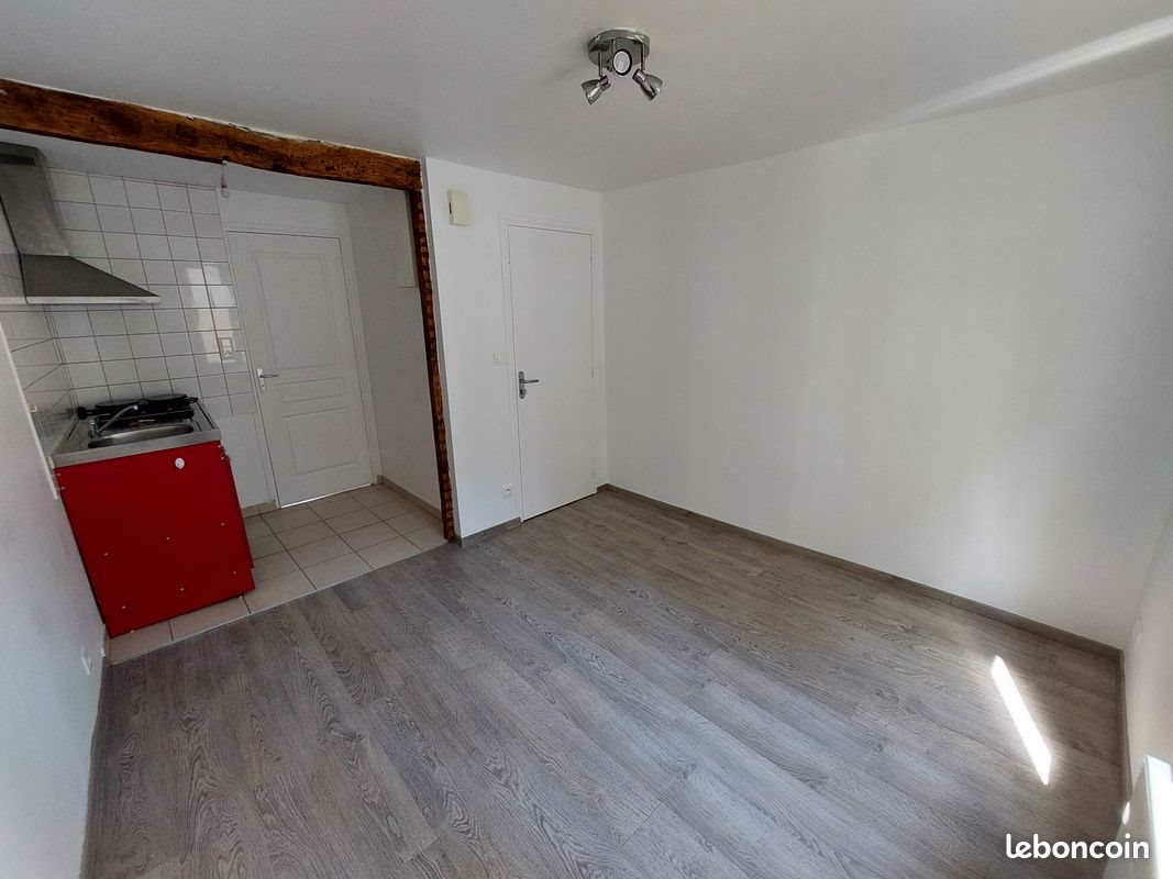 Appartement à louer, 15m², Avranches