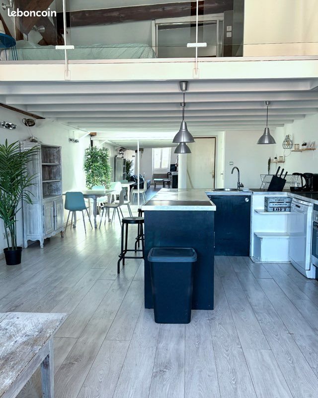 Appartement à louer, 70m², Marseille 1er