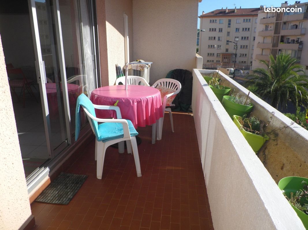 Appartement à louer, 33m², Hyères