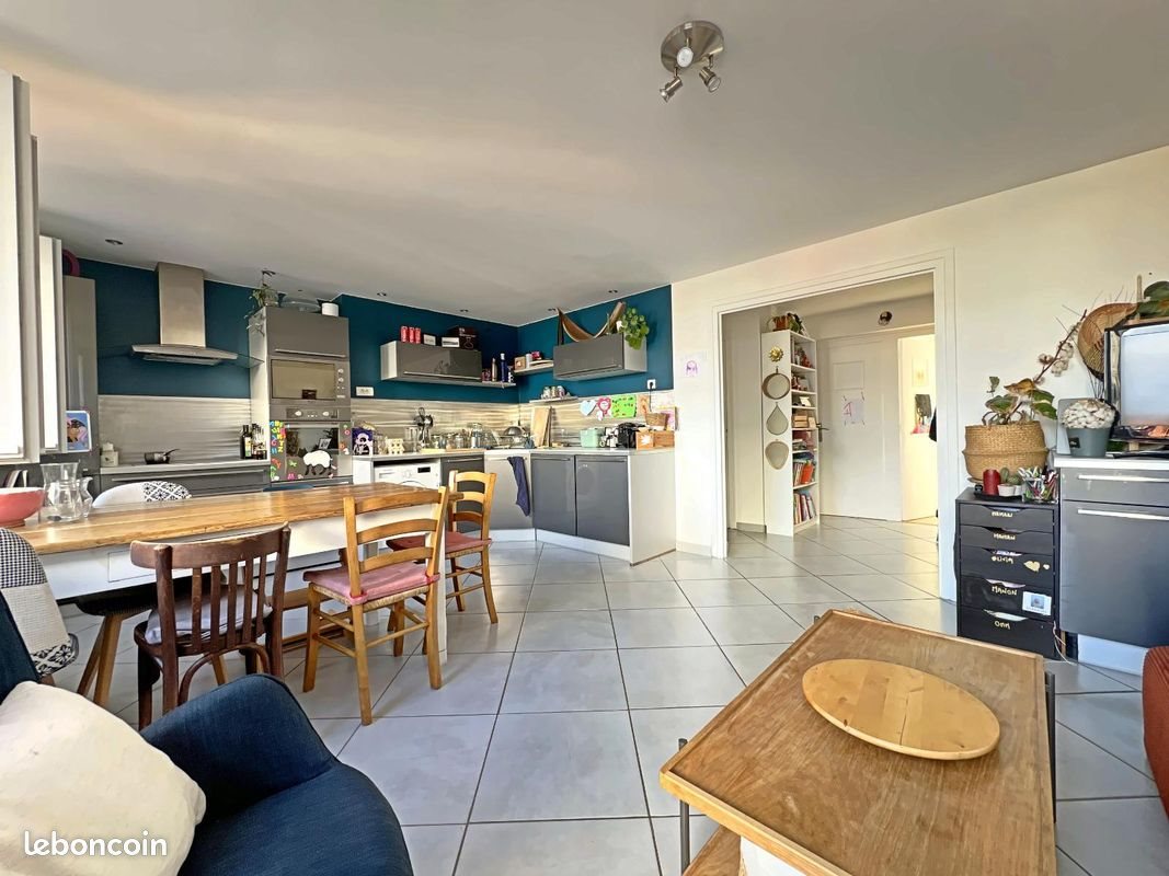 Appartement à vendre, 57m², Saint-Etienne