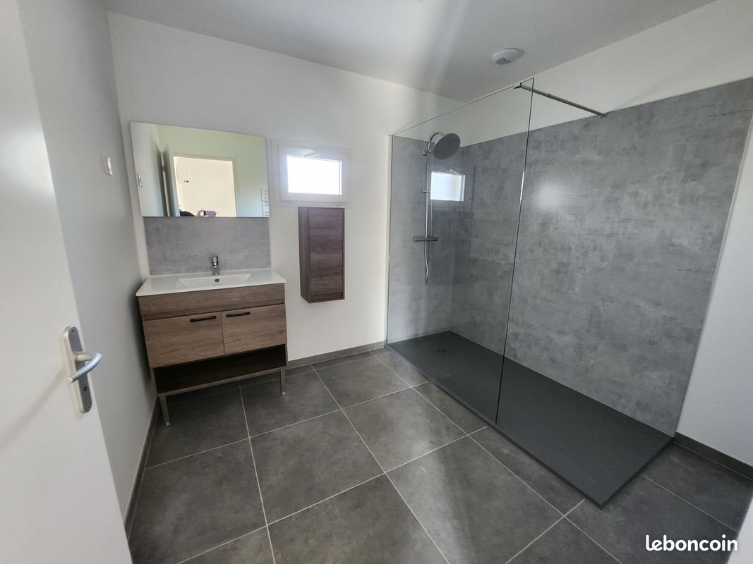 Maison à louer, 78m², Froidfond