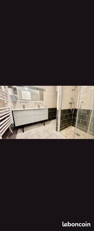 Appartement à louer, 55m², Roussillon