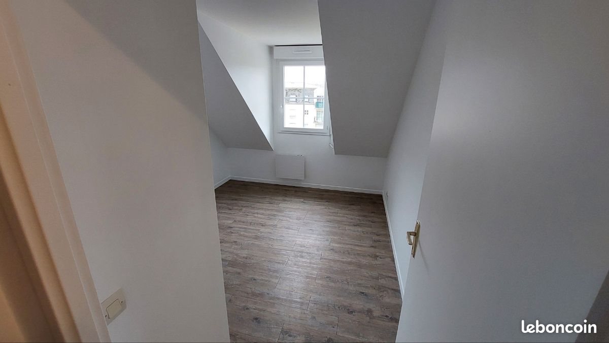 Appartement à louer, 53m², Cergy