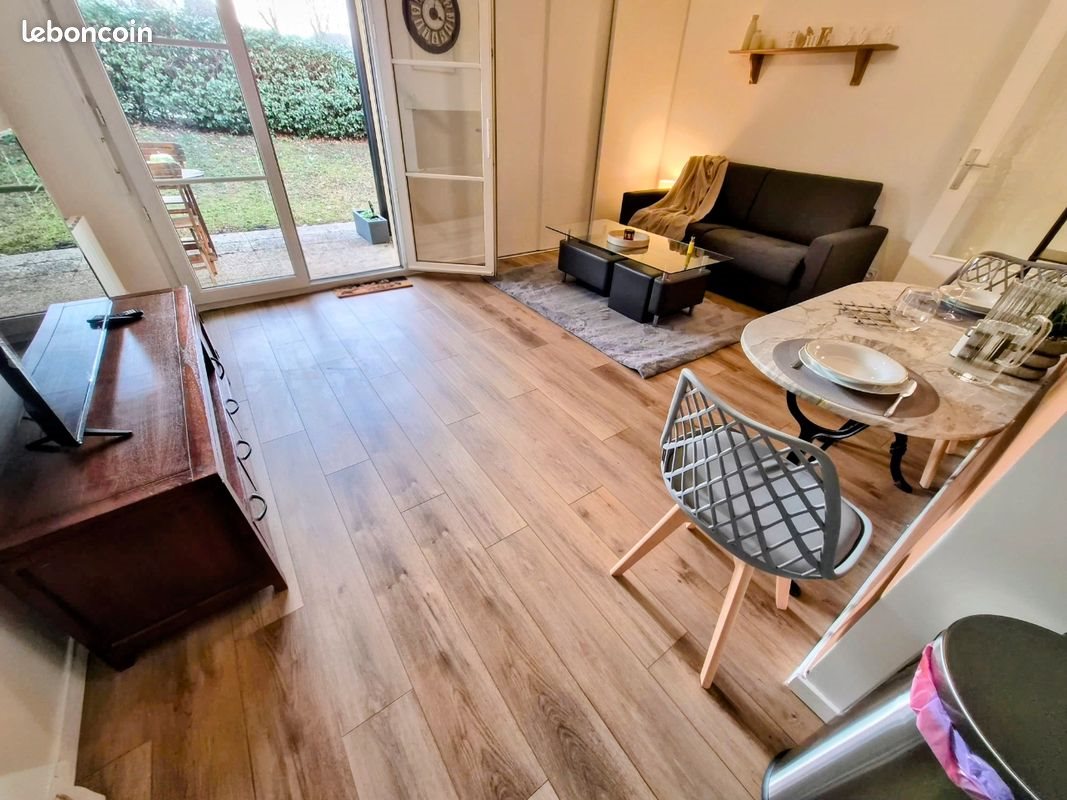 Appartement à louer, NaNm², Saint-Germain-lès-Arpajon