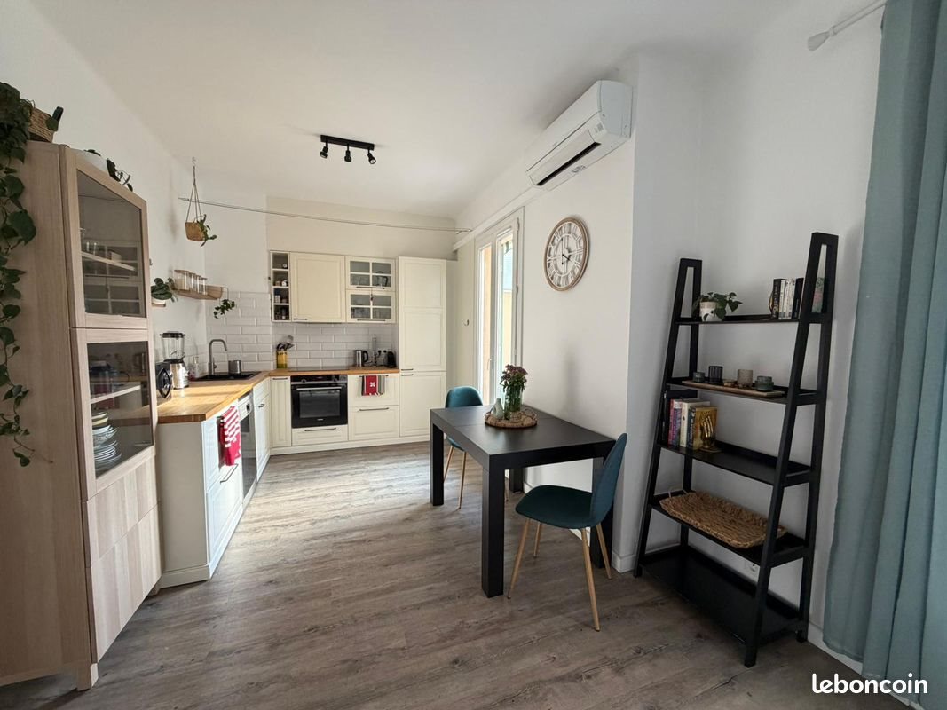 Appartement à louer, 62m², Marseille 8ème