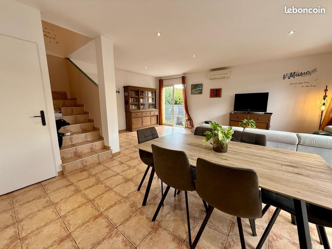 Maison à louer, 105m², Canohès