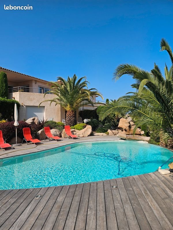 Maison à louer, 52m², Porto-Vecchio