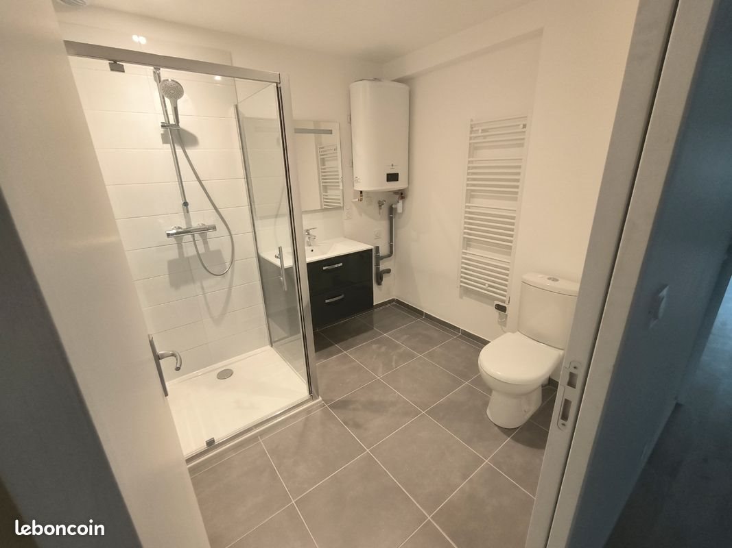 Appartement à louer, 69m², Millau