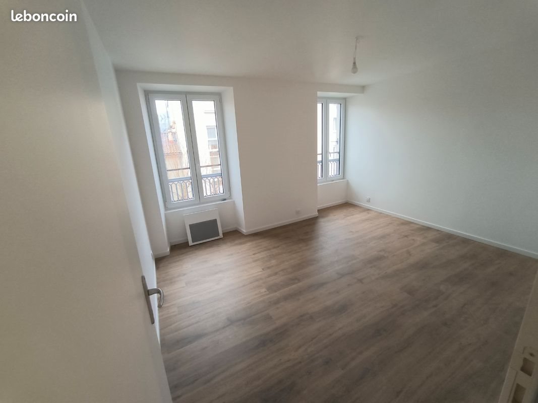 Appartement à louer, 69m², Millau