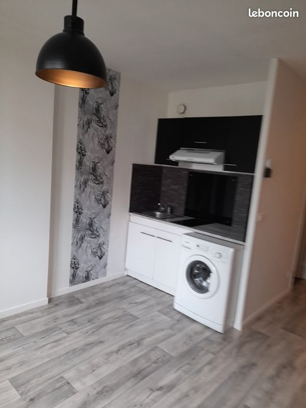 Appartement à louer, 33m², Lons