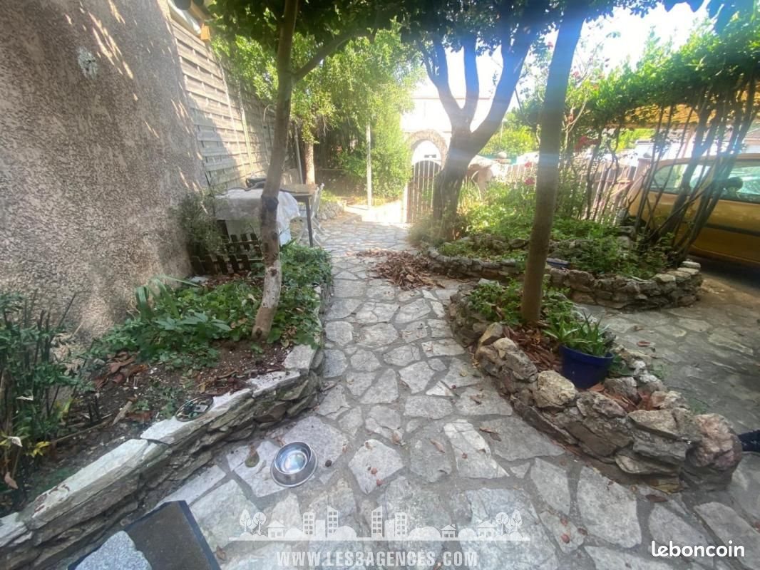 Appartement à louer, 36m², Cogolin