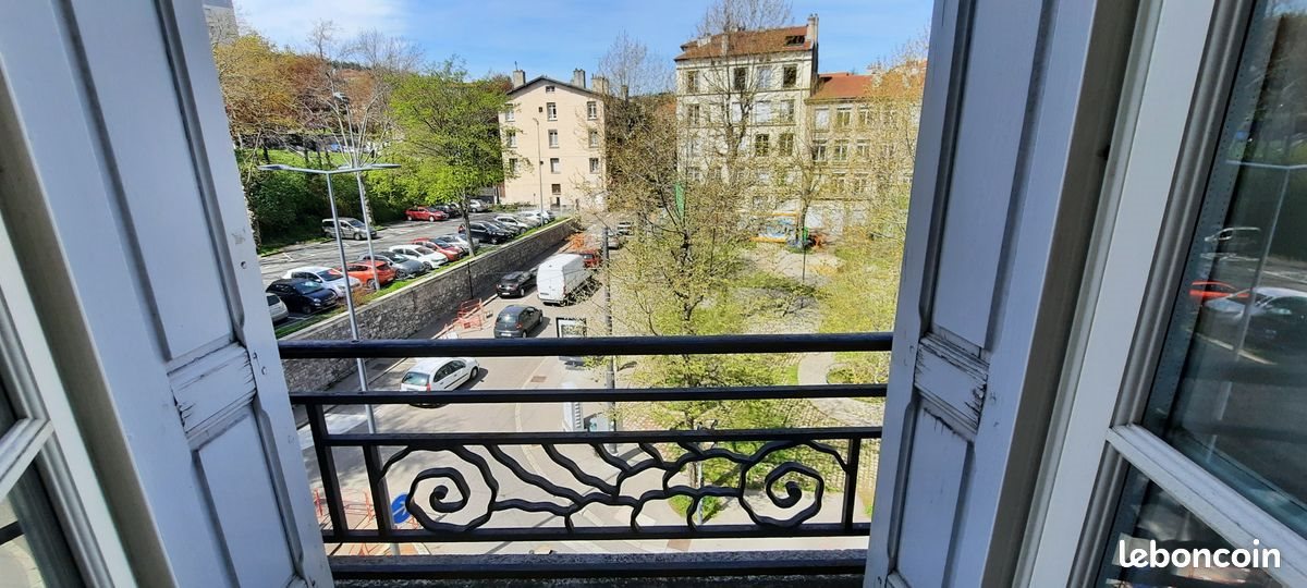 Appartement à louer, 26m², Saint-Etienne