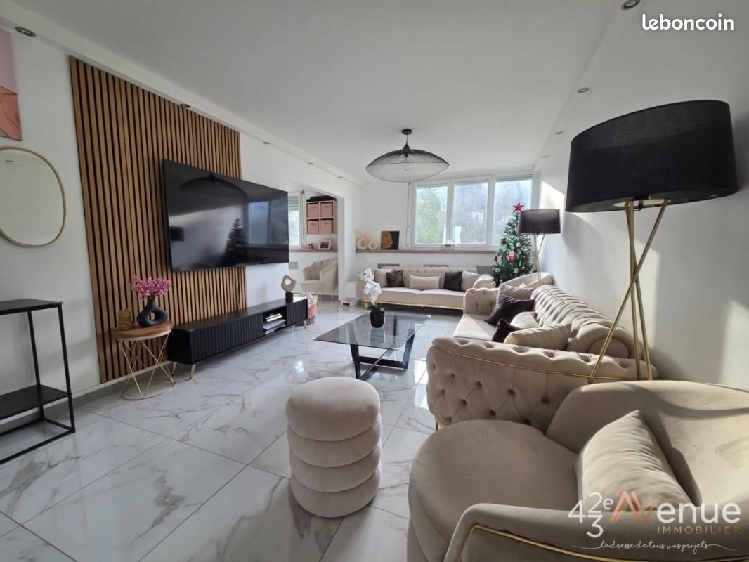 Appartement à vendre, 73m², Saint-Etienne