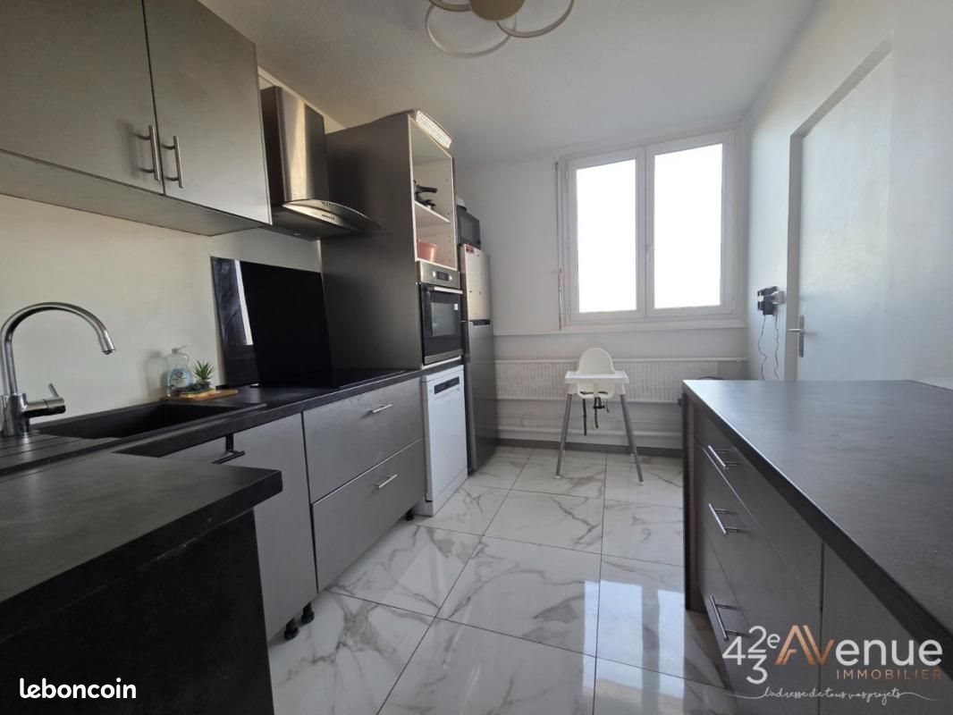Appartement à vendre, 73m², Saint-Etienne