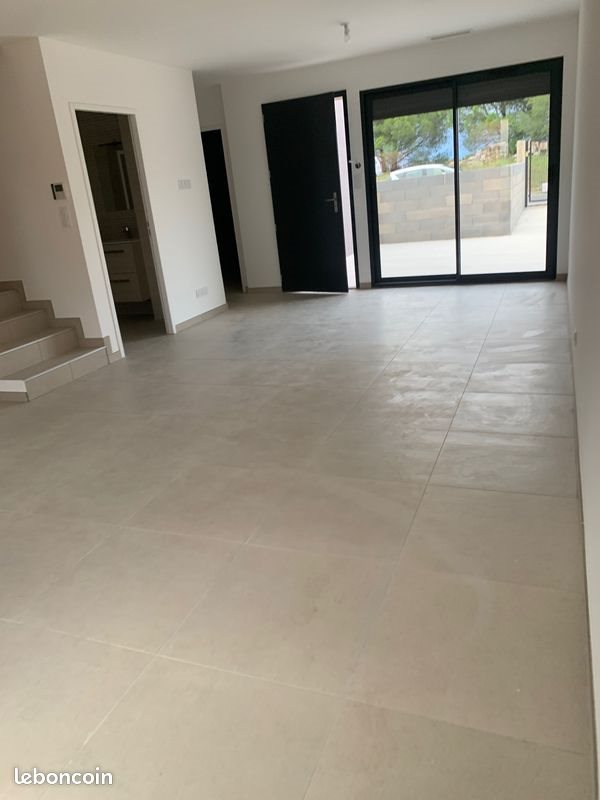 Maison à louer, 83m², Vias