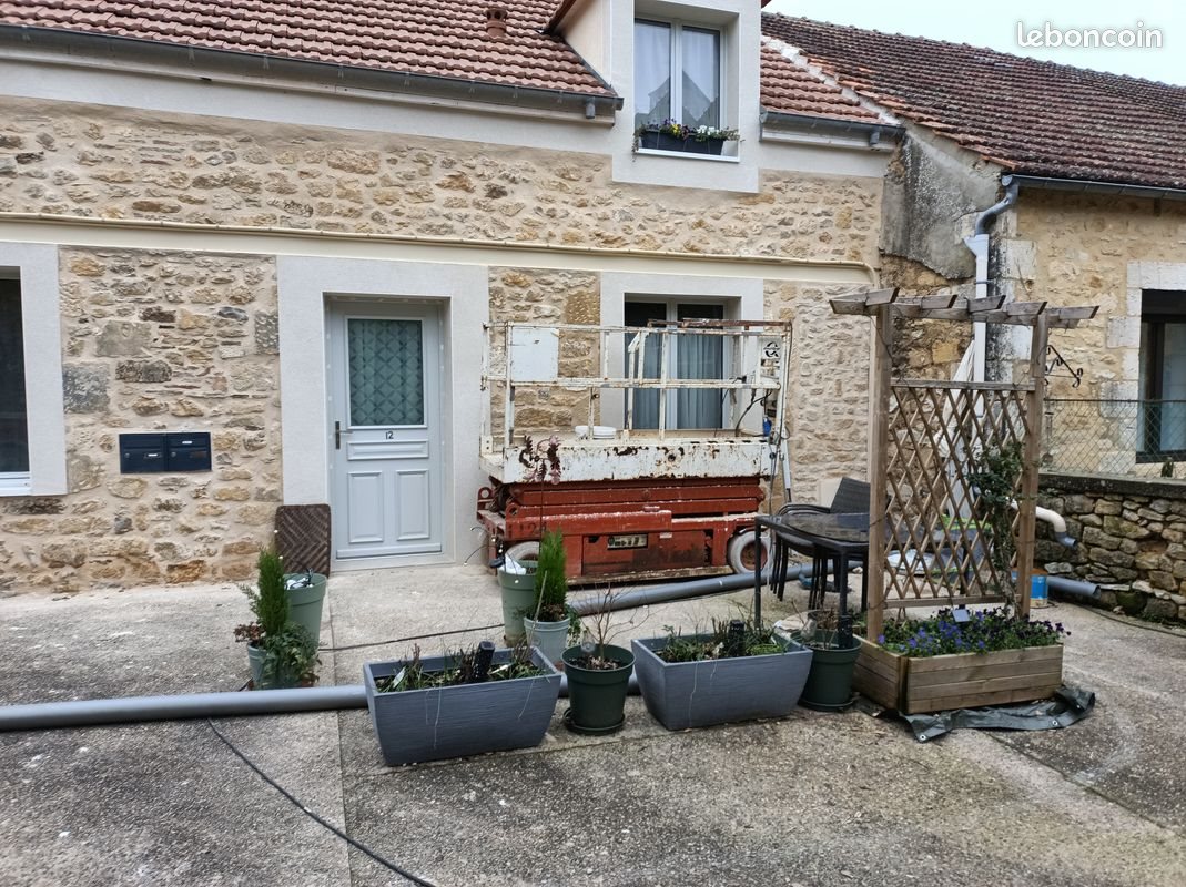 Appartement à louer, 94m², Gourdon