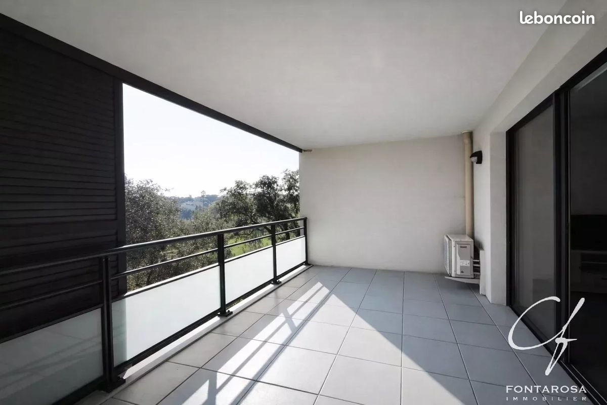 Appartement à louer, 51m², Fréjus