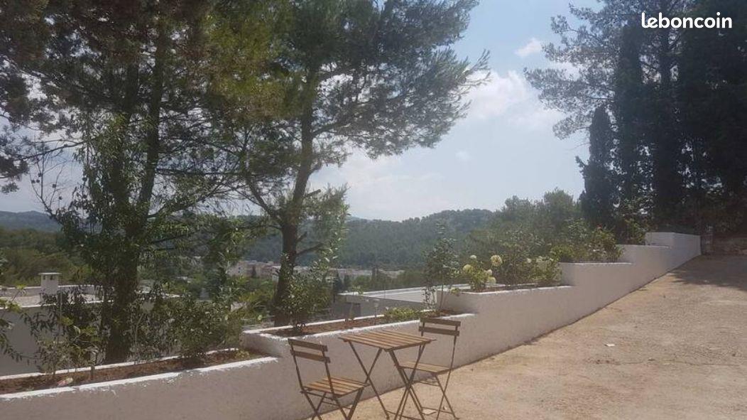Appartement à louer, 70m², Carnoux-en-Provence
