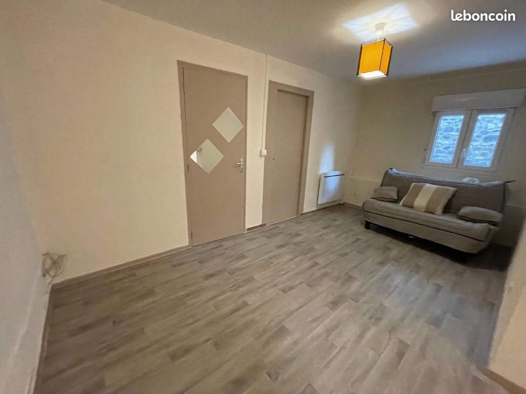 Appartement à louer, 32m², Alba-la-Romaine